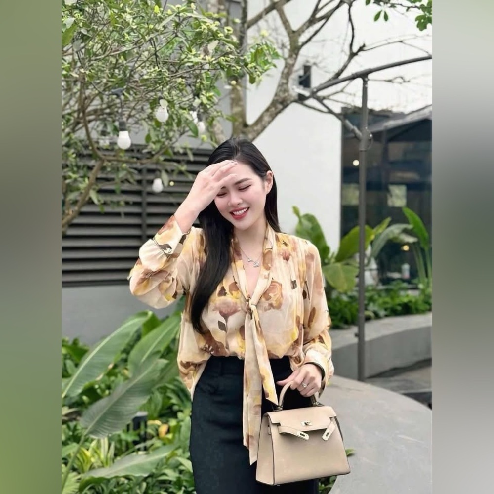 ZARA Scarf Detail Floral Print Oversized Shirt | Ecru/Yellow - Picture 5 of 14
